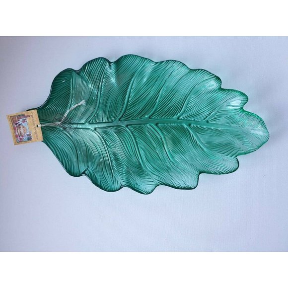 🎋 SALE 🎋Leaf Turquoise Glass Tray,Hand Made, Turkish Delights. Made in Turkey. - Picture 2 of 6